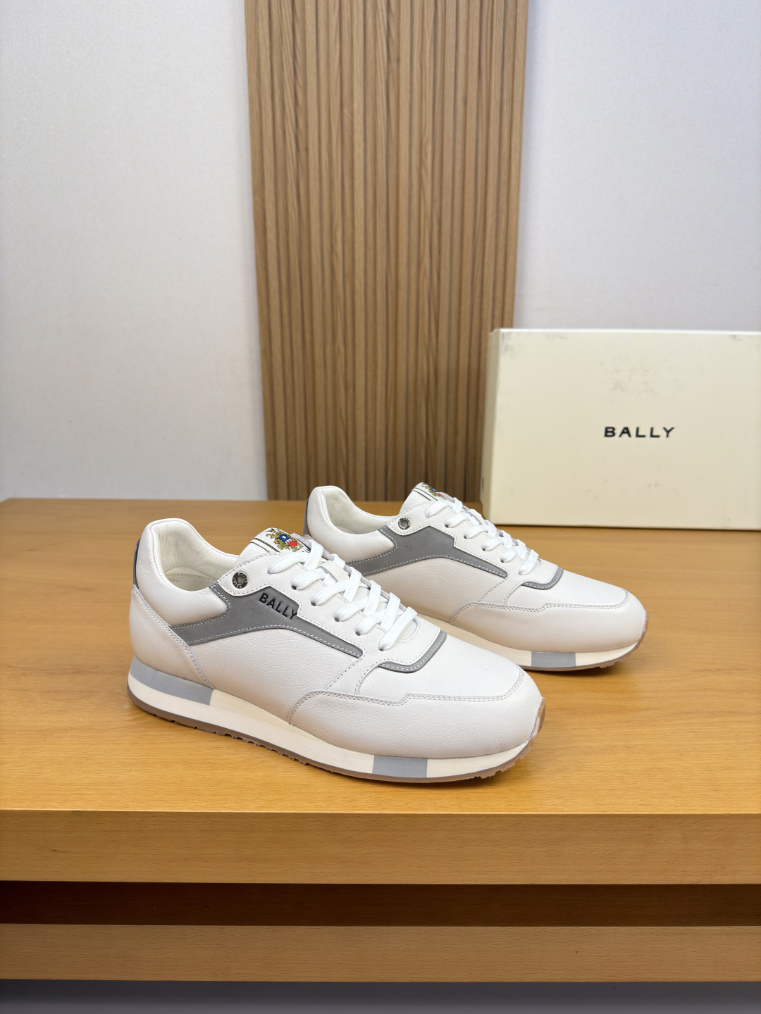[Bally] 발리 프리미엄 나파·페블 레더 & 스웨이드 콤비 스니커즈 신발