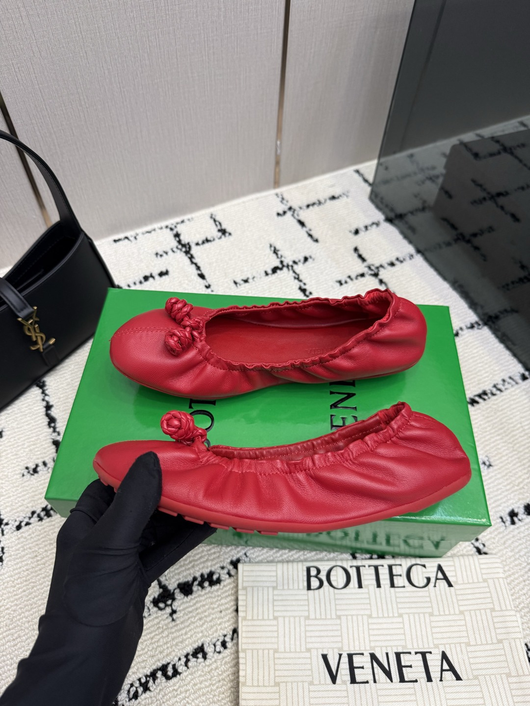 보테가 베네타(BOTTEGA VENETA) 판타스미나 발레리나 플랫 신발