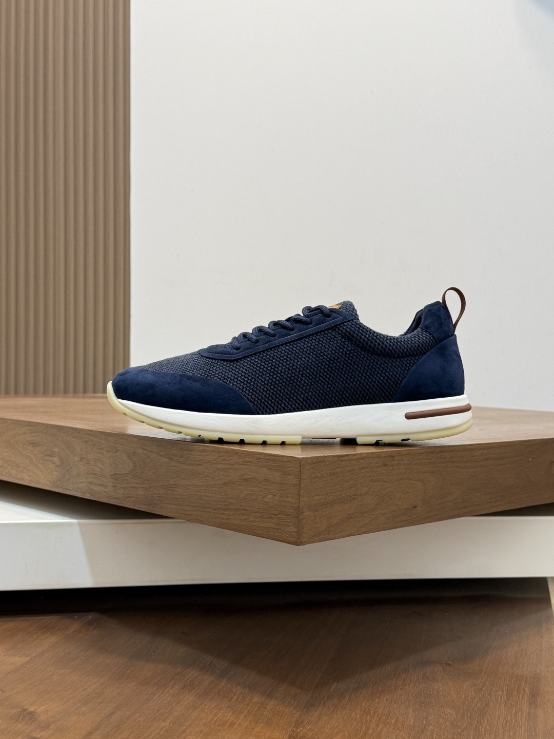 [Loro Piana] LP 로로 피아나 워크 앤 워크 / 시티 워크 스니커즈 신발