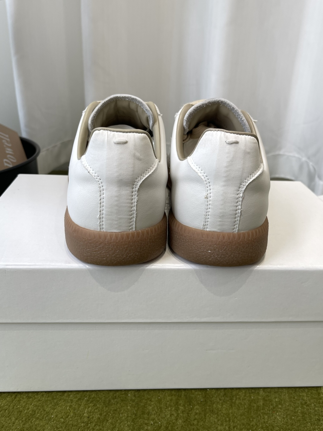 메종 마르지엘라(Maison Margiela) 페인트 스플래터 독일군 스니커즈 신발