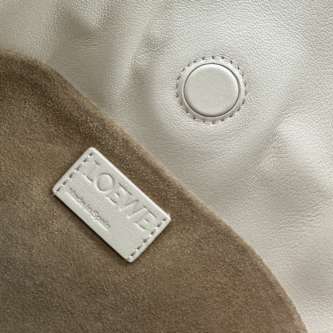 LOEWE 로에베 Flamenco 플라멩코 퍼스 나파 카프스킨 파우치 숄더백 가방
