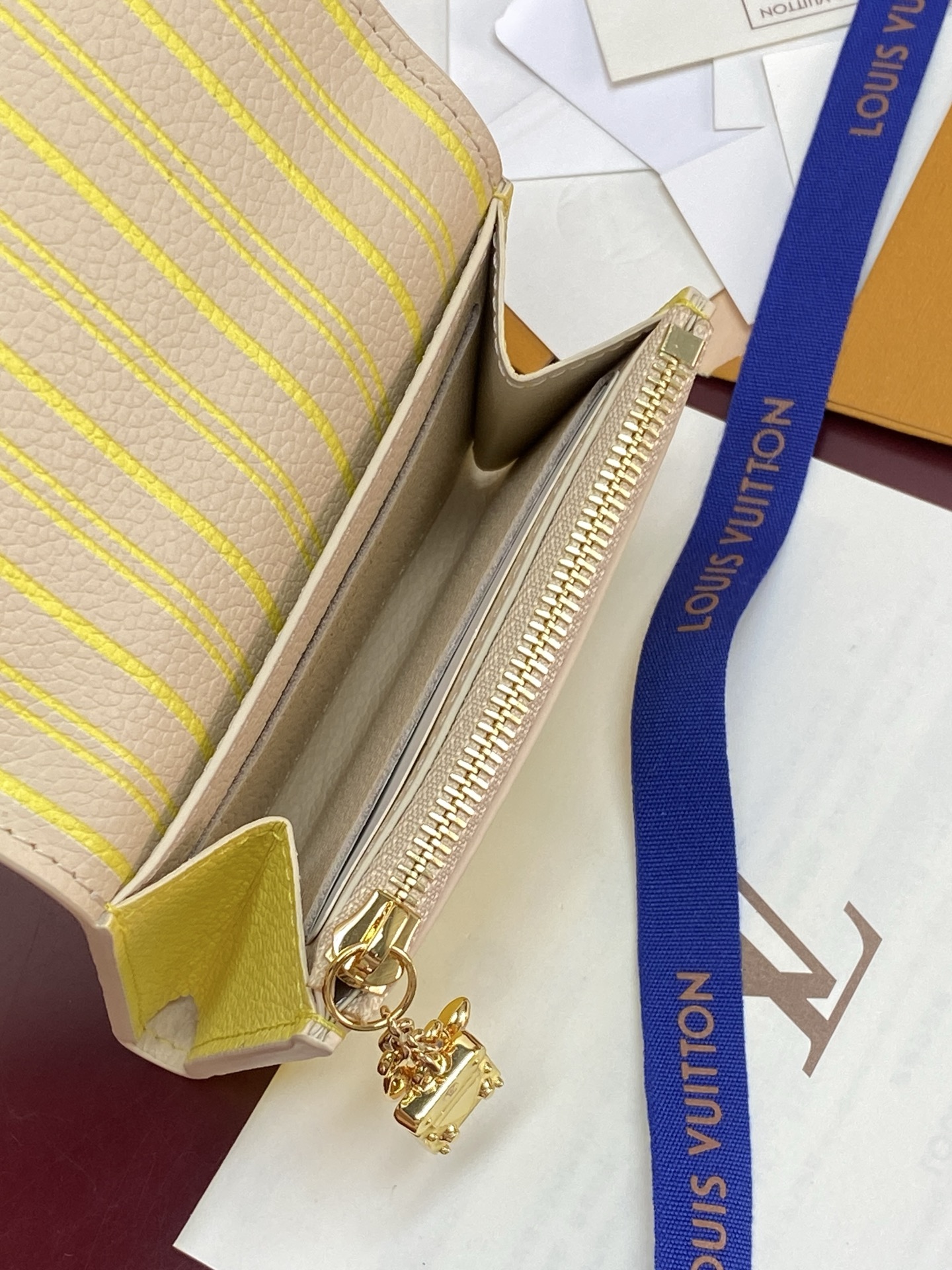 [Louis Vuitton] LV 루이비통 엠프레인 하이 섬머 Rosalie 로잘리 코인 지갑 M29805