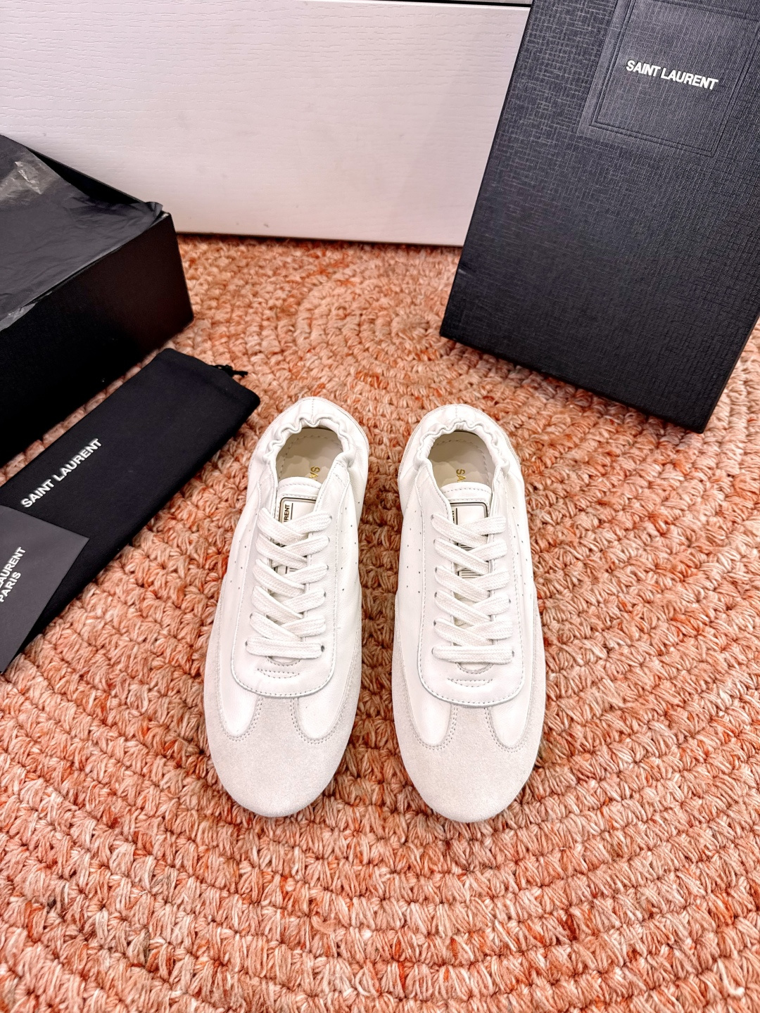 생로랑(YSL) 투웨이 플랫 스니커즈 신발