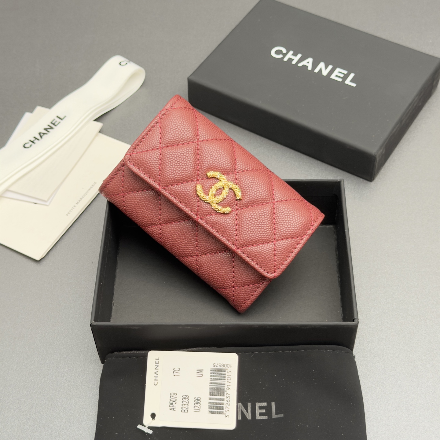 [Chanel] 샤넬 26SS 캐비어 멀티 젬스톤 카드 홀더 지갑