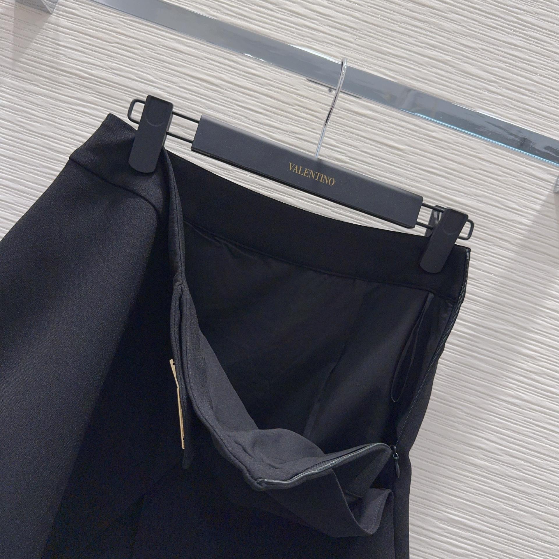 Valentino 발렌티노 하이엔드 수입 원단 미니 스커트 치마 의류