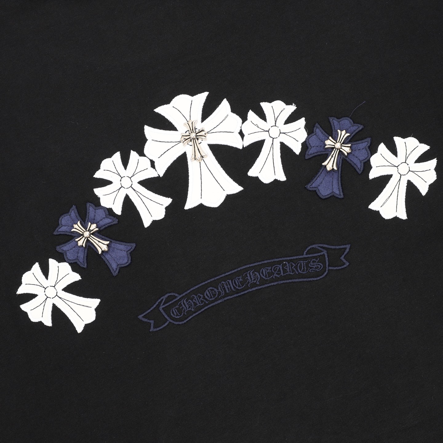 크롬하츠(CHROME HEARTS) 트리플 크로스 로고 반팔 티셔츠 상의 의류