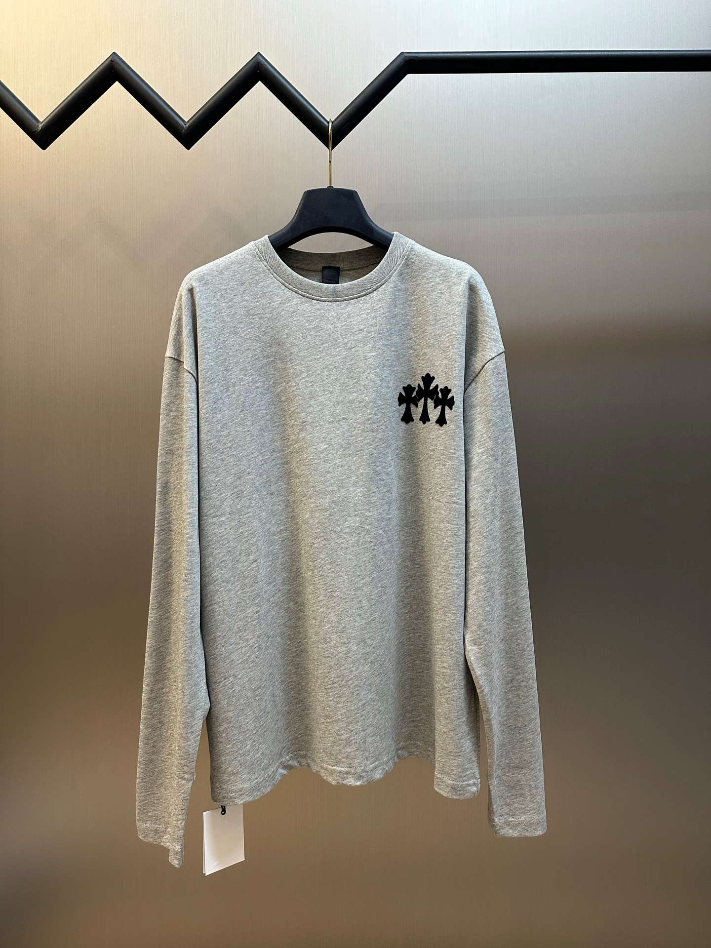 크롬하츠(CHROME HEARTS) 플로킹 크로스 긴팔 티셔츠 상의 의류