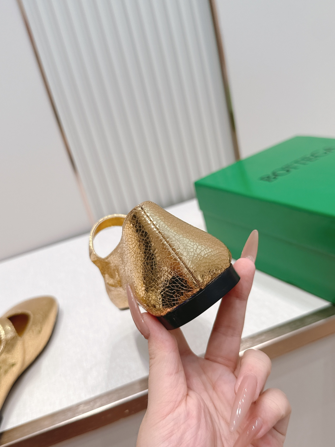 보테가 베네타(BOTTEGA VENETA) 샬롯 메리제인 플랫 발레 슈즈 신발