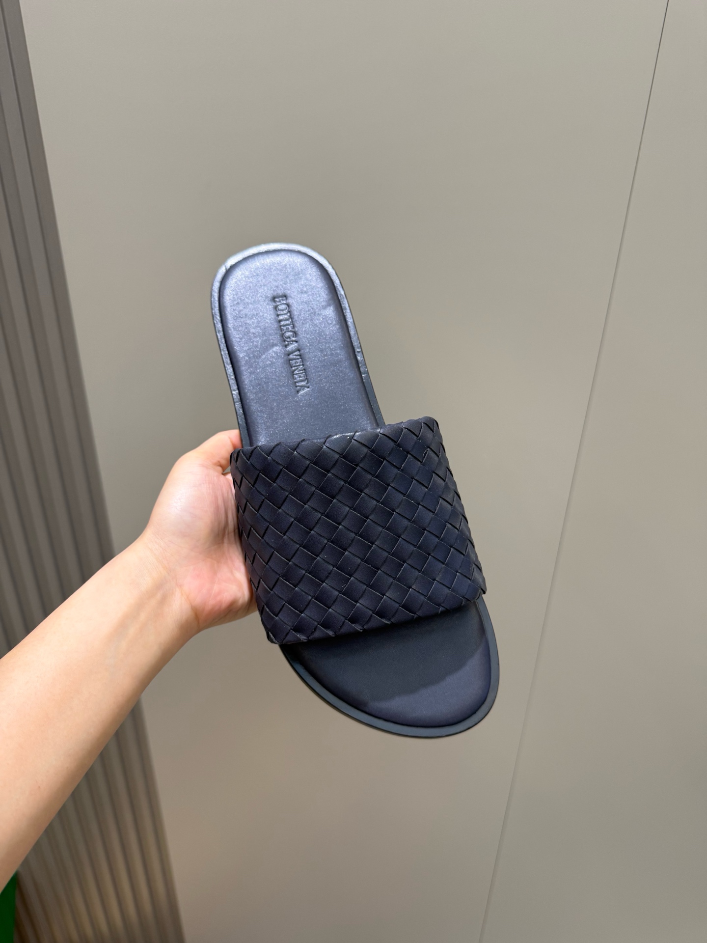 [Bottega Veneta] BV 보테가 베네타 맨즈 웨이브 Intrecciato 인트레치아토 레더 슬라이드 슬리퍼 신발