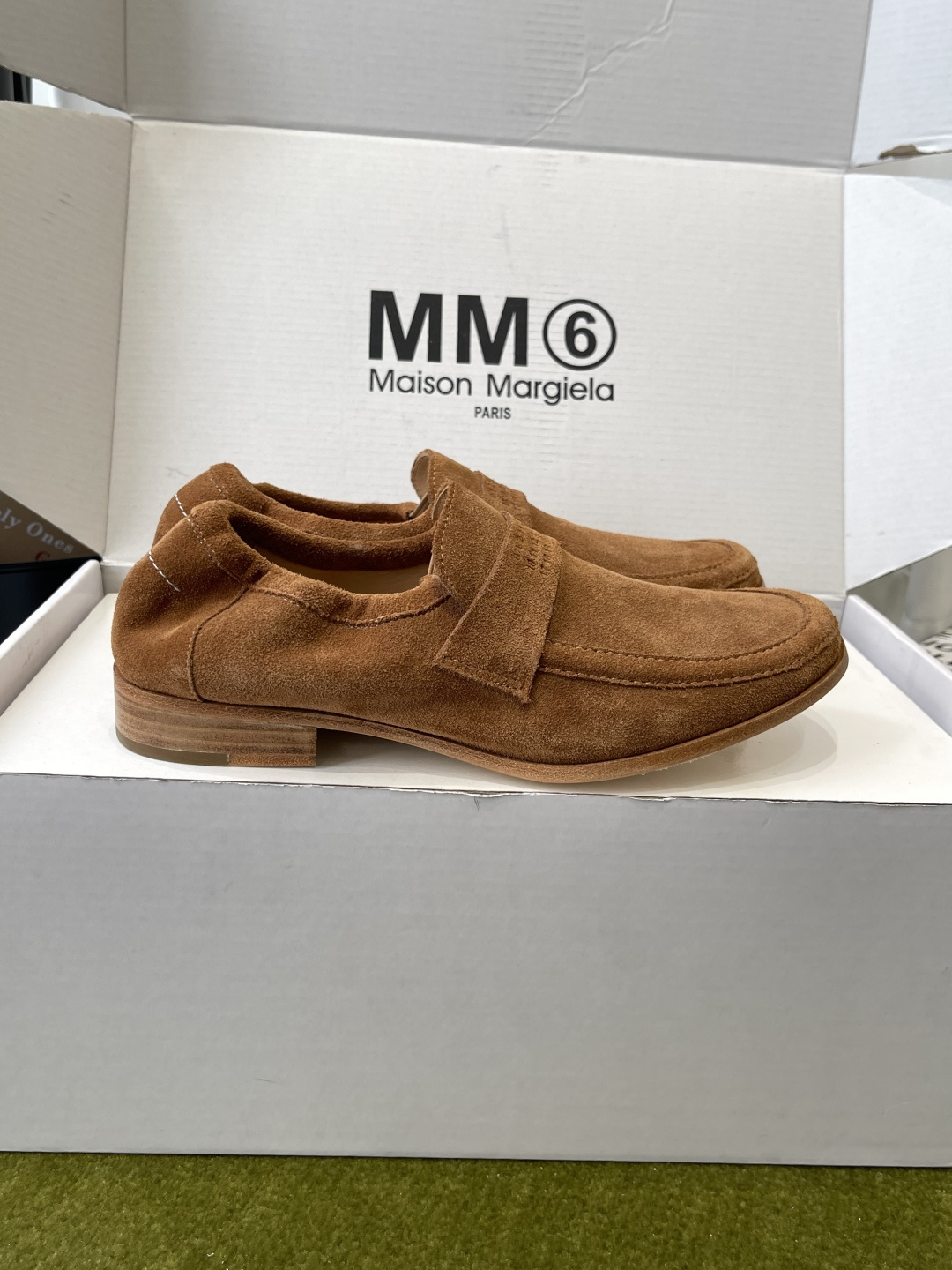 메종 마르지엘라(Maison Margiela) 애플 토 로고 2WAY 로퍼