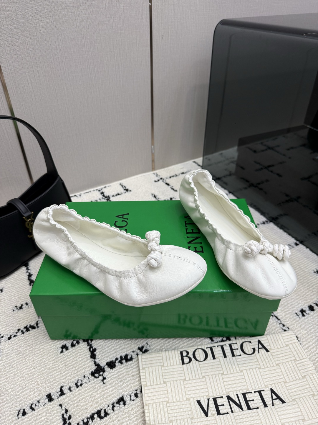 보테가 베네타(BOTTEGA VENETA) 판타스미나 발레리나 플랫 신발