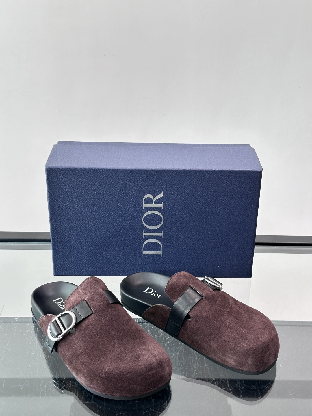[Dior] 디올 아쿠아(Aqua) 스웨이드 뮬 / 슬라이드 슬리퍼 신발