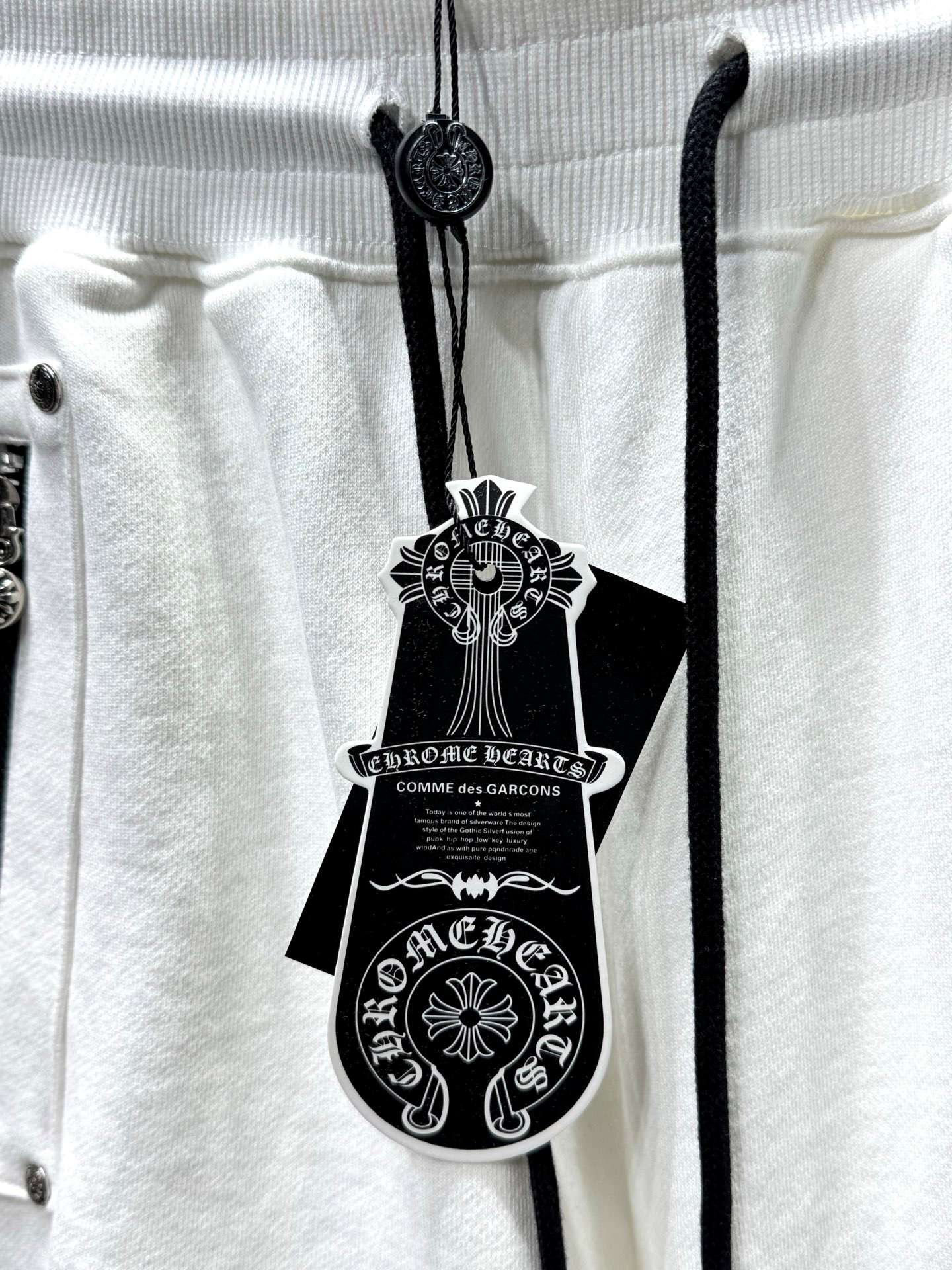 크롬하츠(CHROME HEARTS) 크로스 지퍼 포켓 스웨트 쇼츠 하의 의류