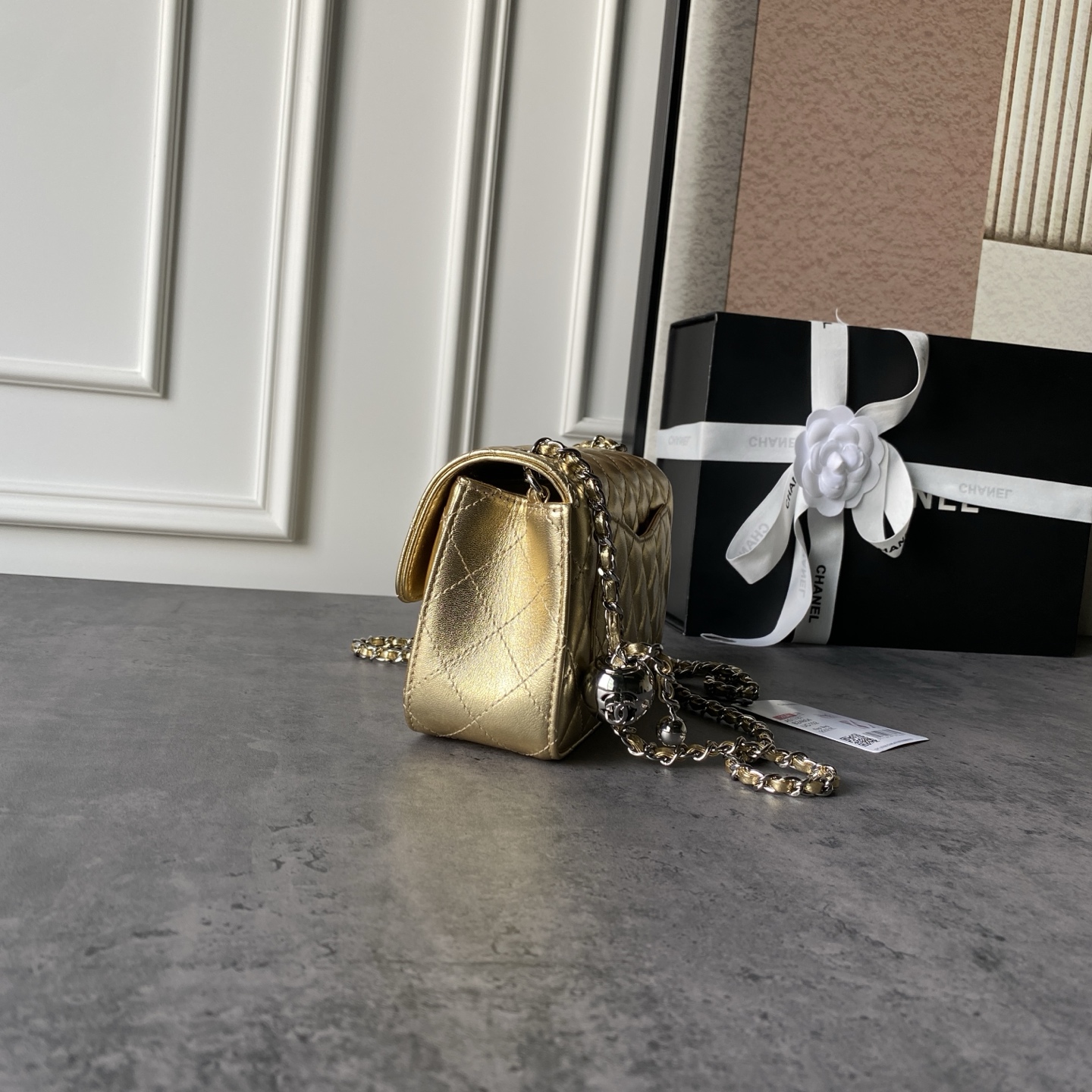 Chanel 26A Mini Classic Flap 샤넬 클래식 플랩 가방