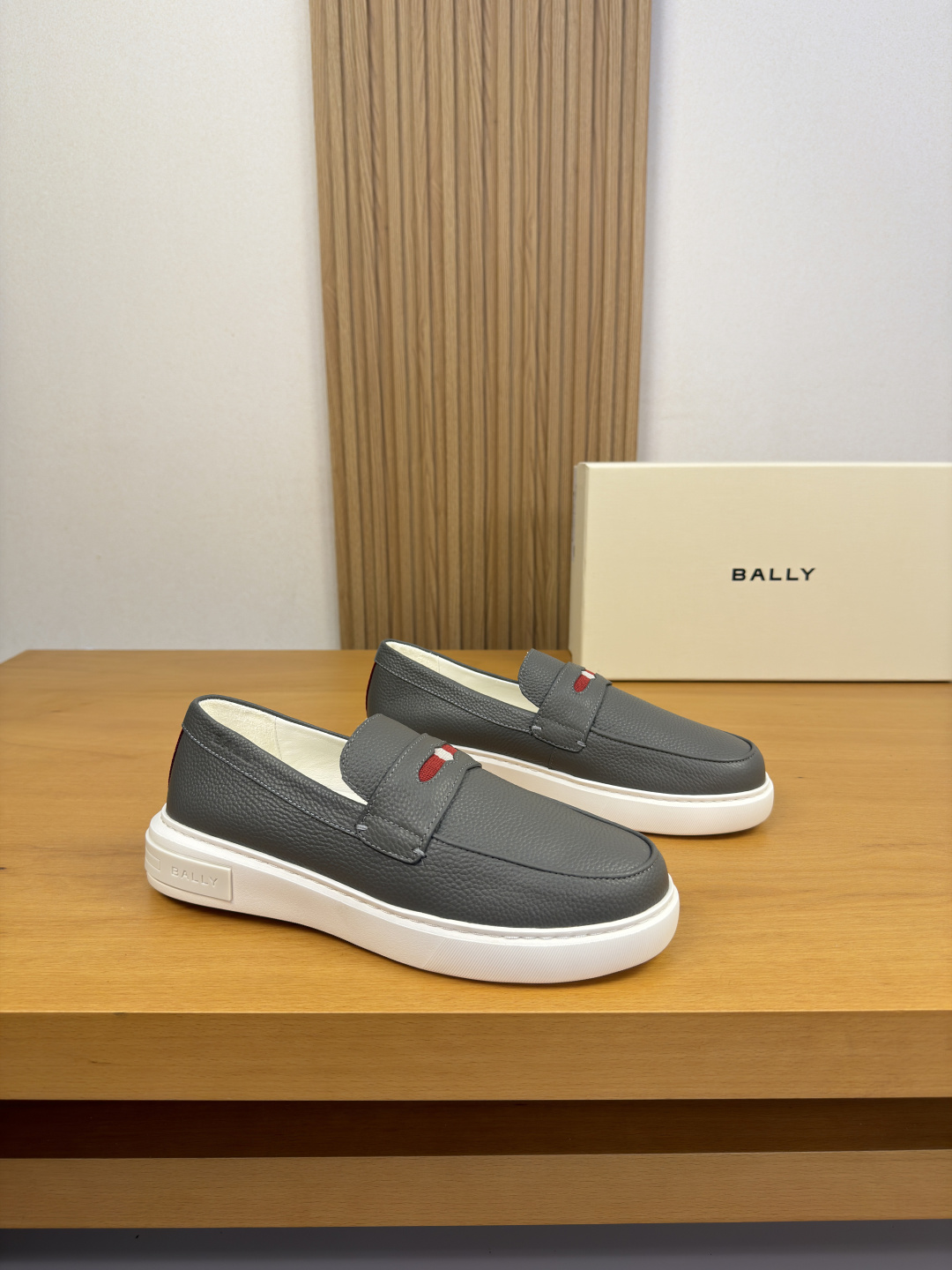 BALLY 발리 레더 스니커즈 로퍼 신발