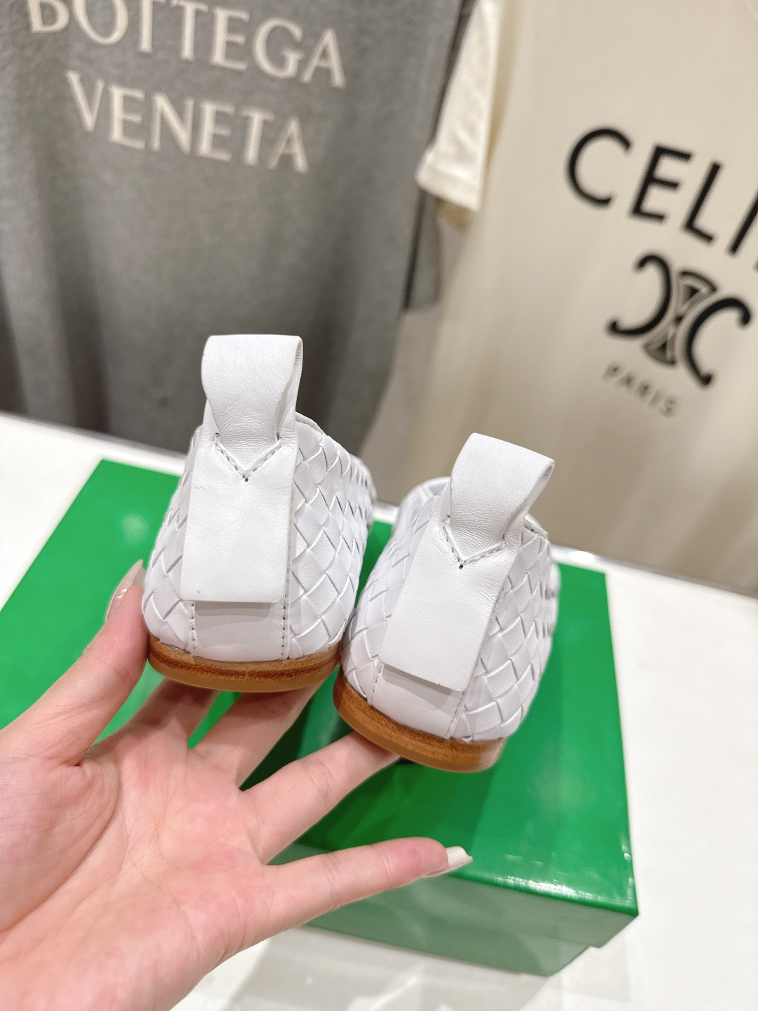 보테가베네타(Bottega Veneta) 아스테어 우븐 로퍼 신발