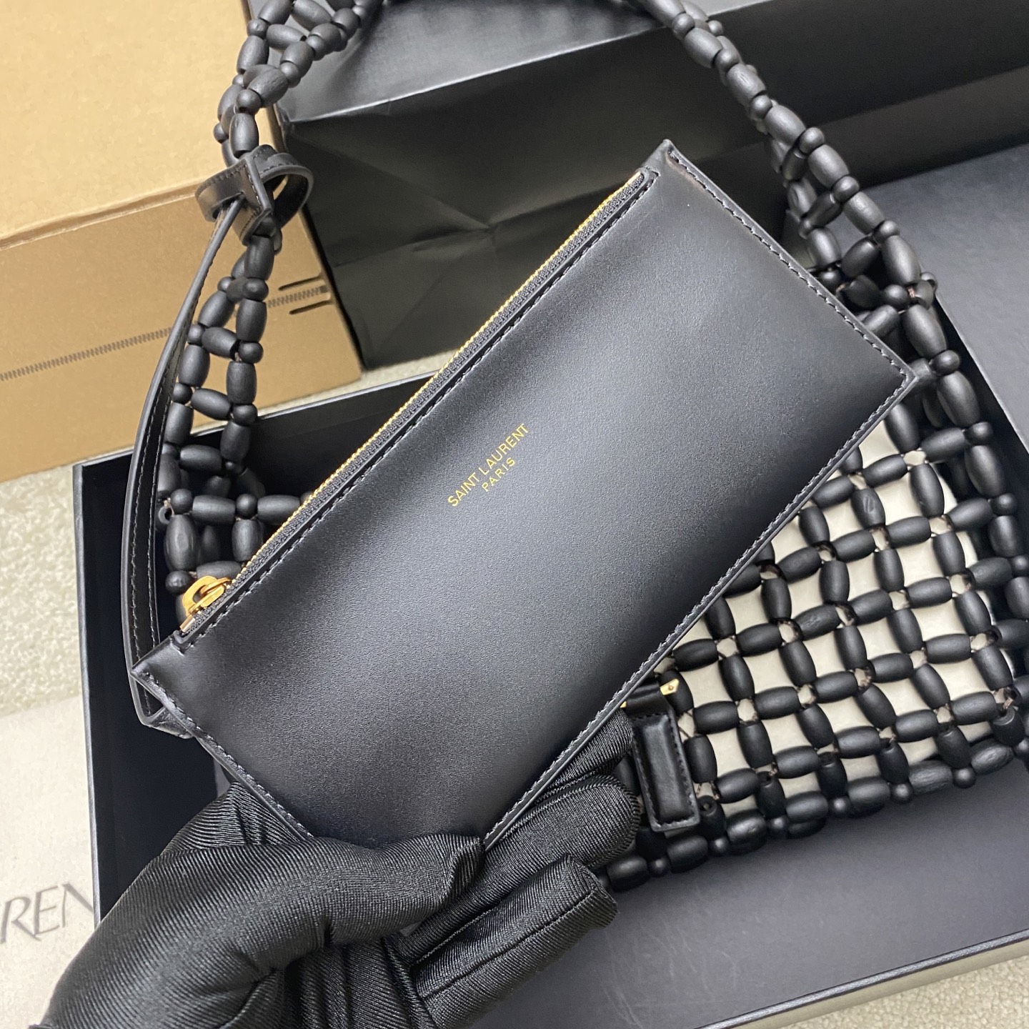 Saint Laurent YSL LE 5A7 생로랑 우드 비즈 호보백 가방 / 657228