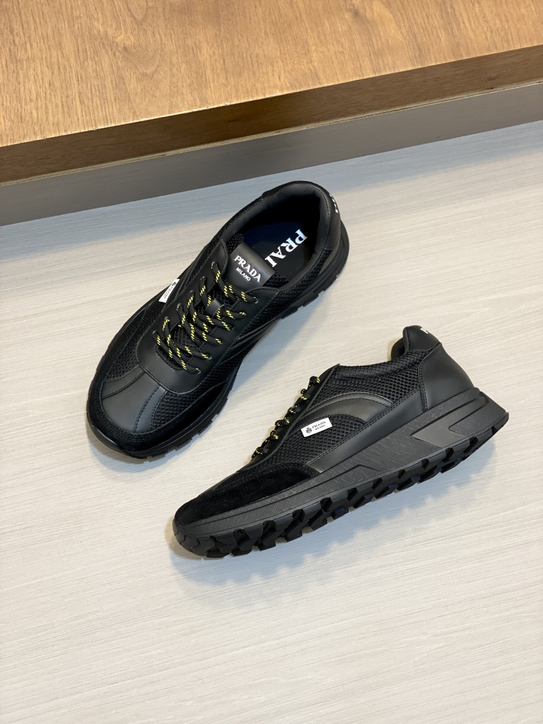 [Prada] 프라다 Montecarlo Re-Edition 몬테카를로 리에디션 레더 스니커즈 신발