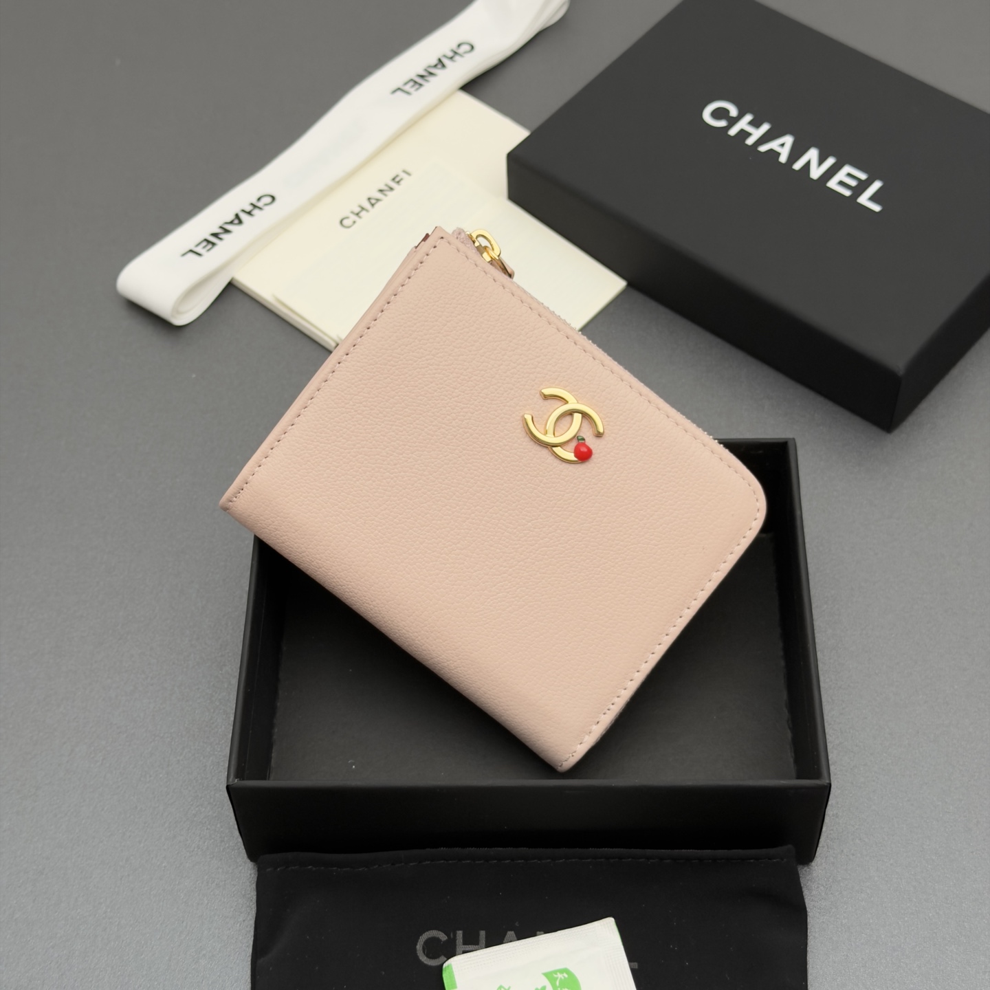 [Chanel] 샤넬 메탈 로고 L자 지퍼 미니 지갑