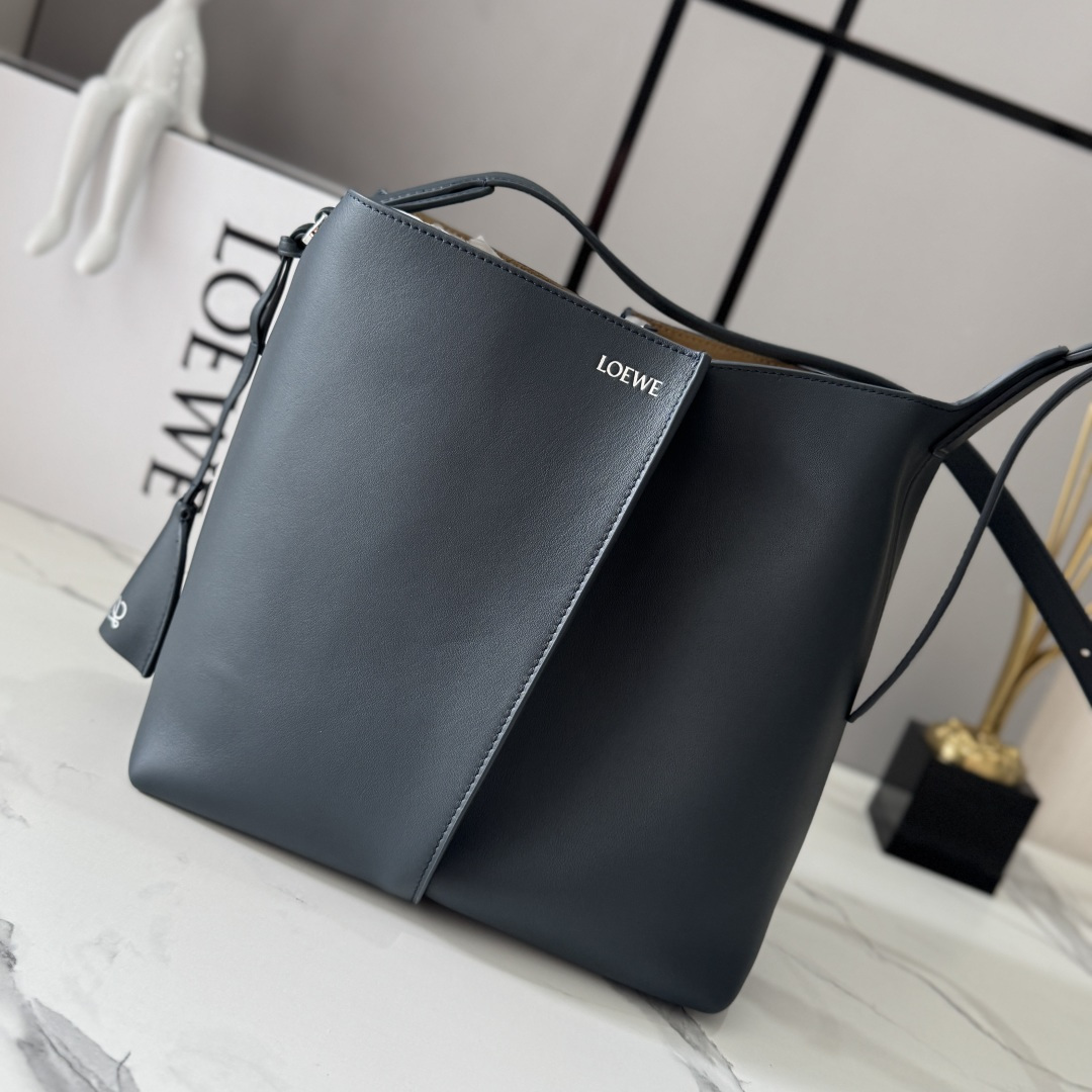 LOEWE 로에베 미디움 스무스 Bilbao 빌바오 트라페즈 버킷 백 가방