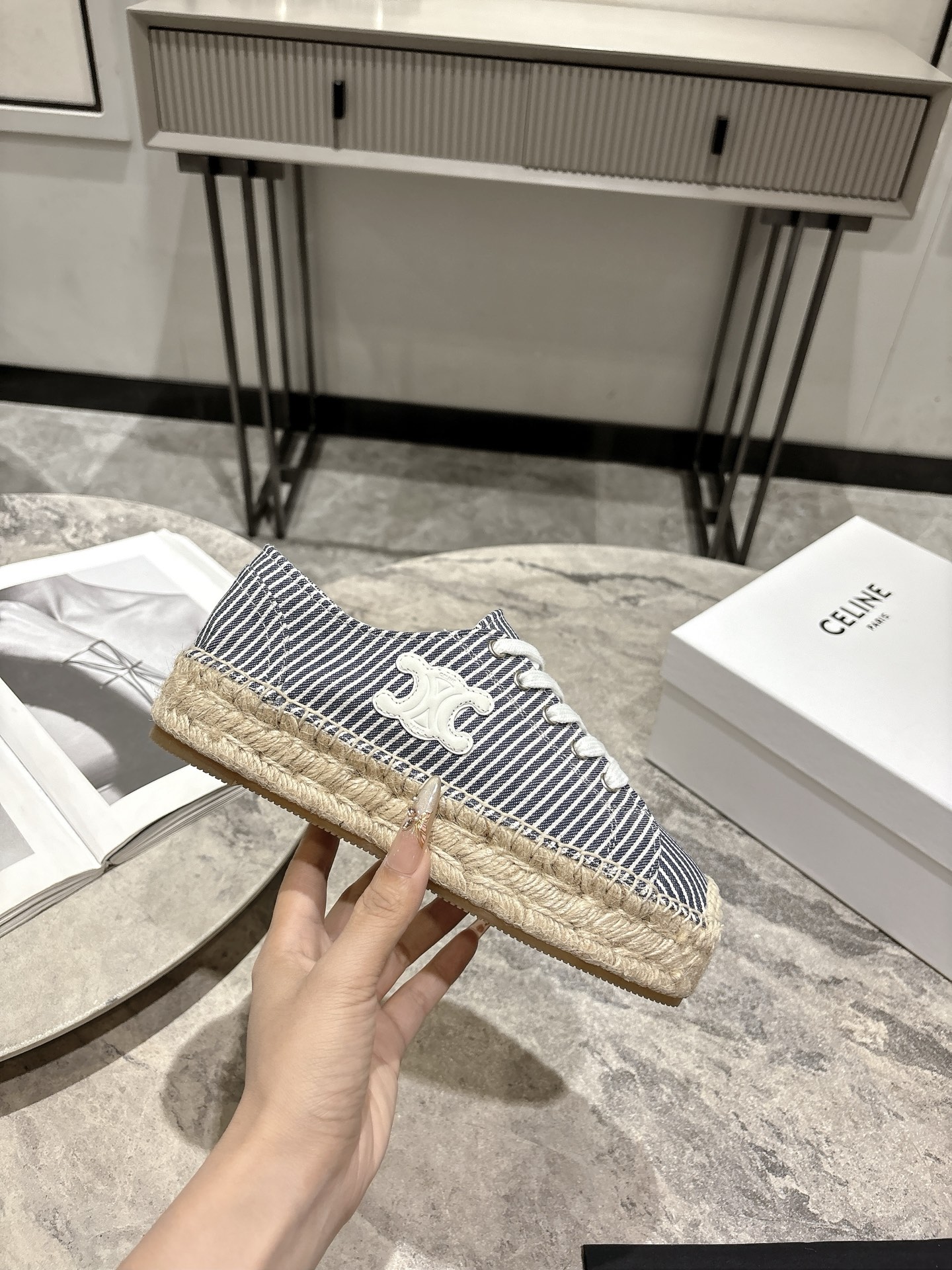 셀린느(CELINE) 스트라이프 에스파드류 레이스업 슈즈 신발