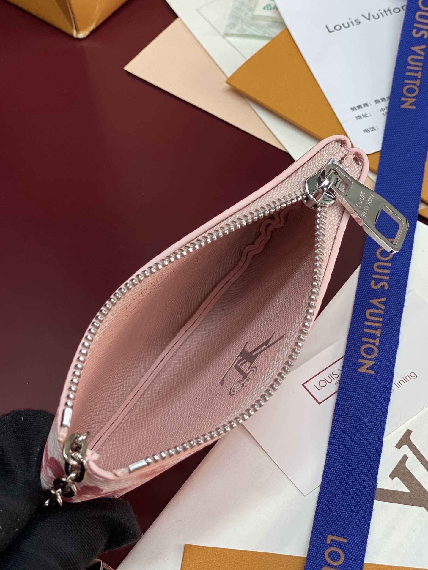 [Louis Vuitton] LV 루이비통 모노그램 자카드 로미 키 파우치 (코튼 핑크) 지갑
