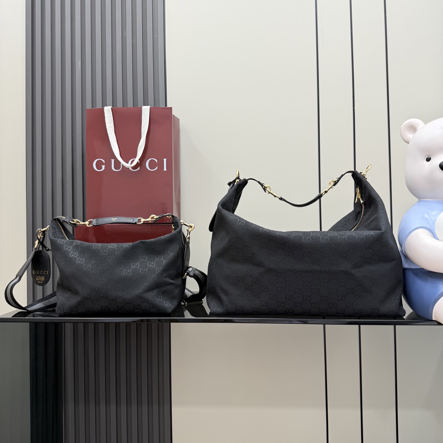GUCCI 구찌 Gucci NY 컬렉션 브레라(Brera) 캔버스 토트백 - 블랙 가방