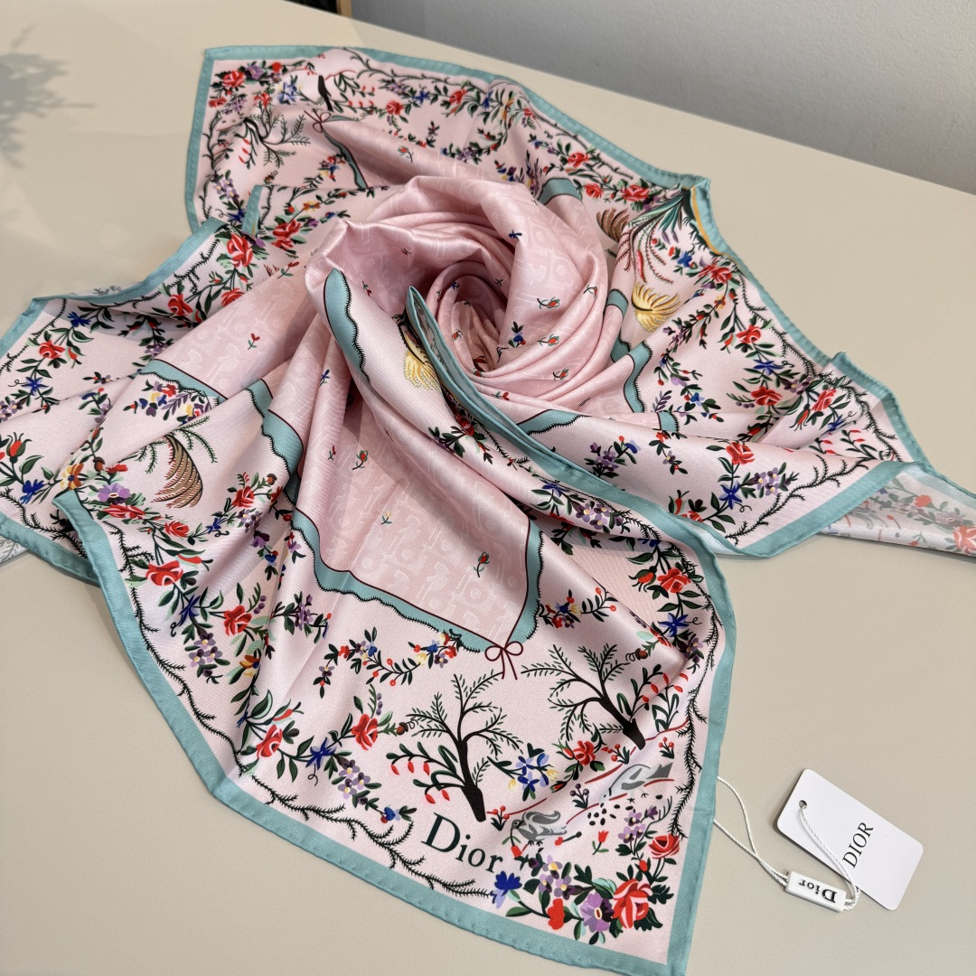 디올(DIOR) 디올아무르 플라워 실크 목도리 스카프