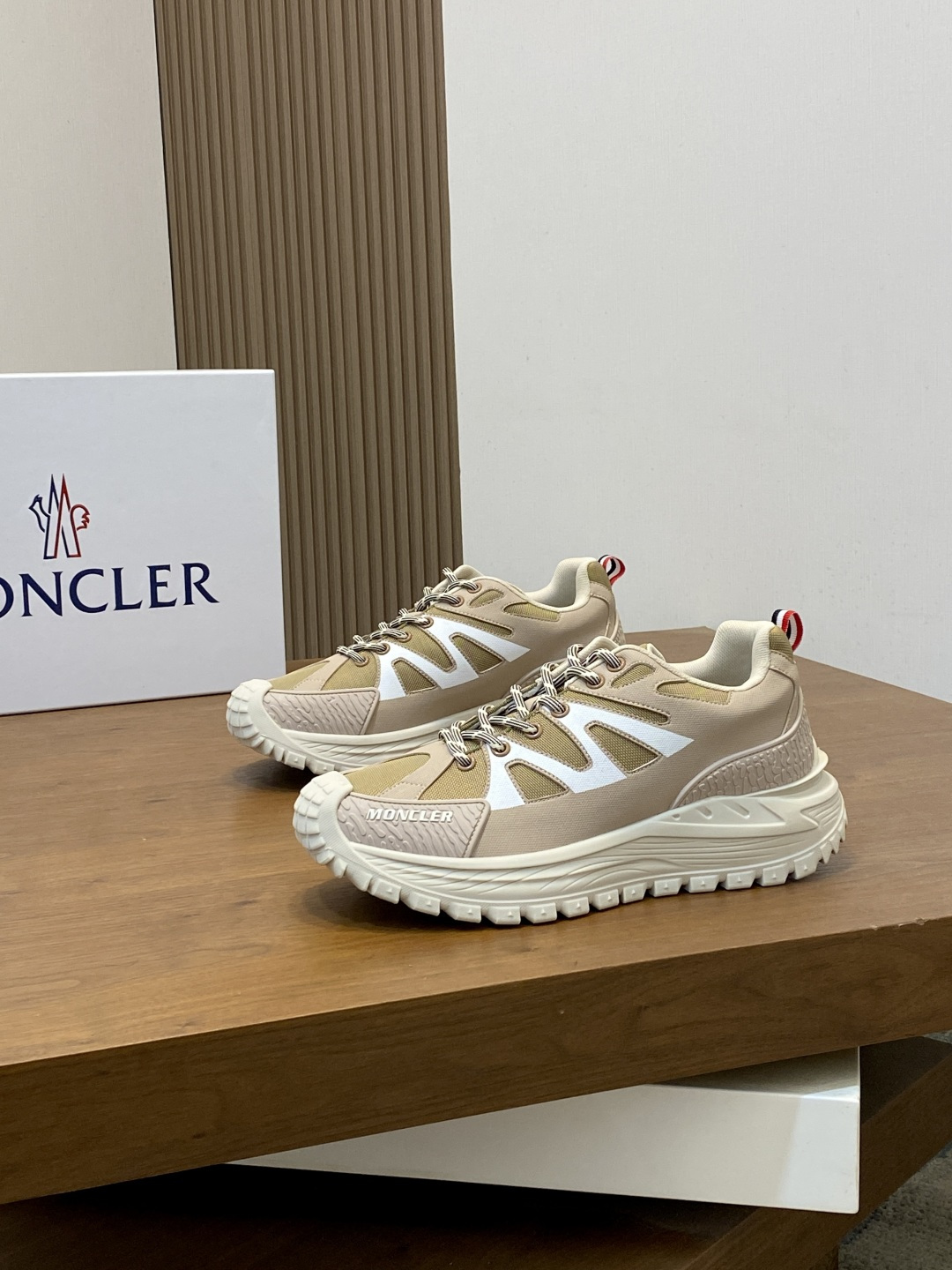 [Moncler] 몽클레어 몽클레르 프리미엄 메시 & 네오프렌 콤비 스니커즈 신발