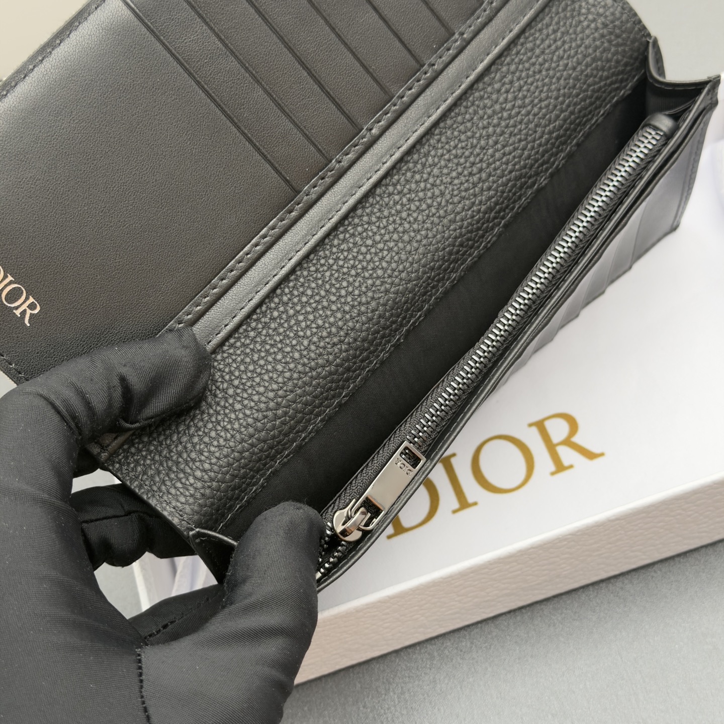 Dior 디올 맨즈 롱 바이폴드 지갑 복제