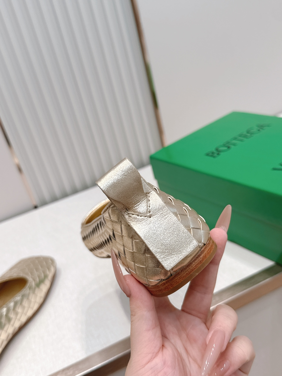 보테가 베네타(BOTTEGA VENETA) 위빙 메리제인 플랫 발레 슈즈 신발