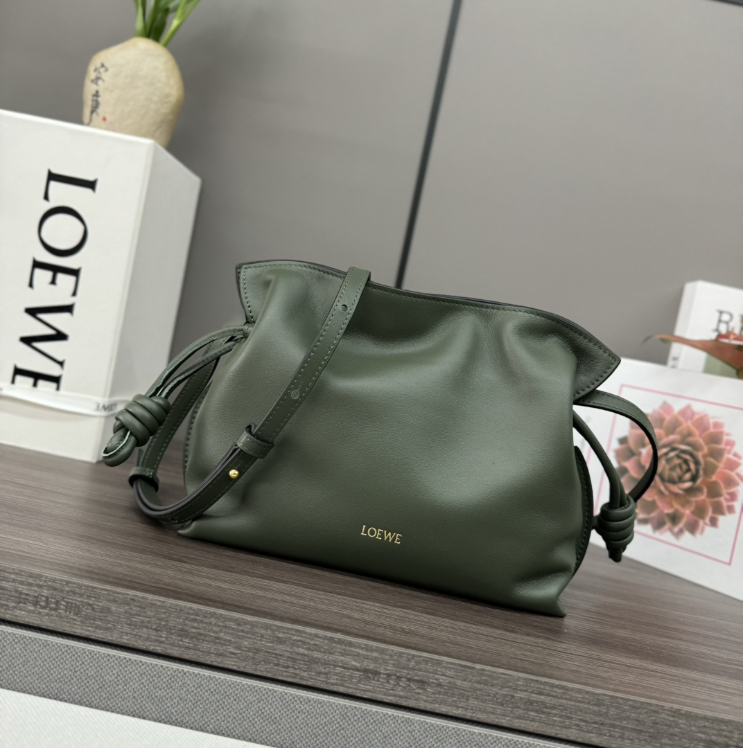 LOEWE 로에베 Flamenco 플라멩코 퍼스 나파 카프스킨 파우치 숄더백 가방