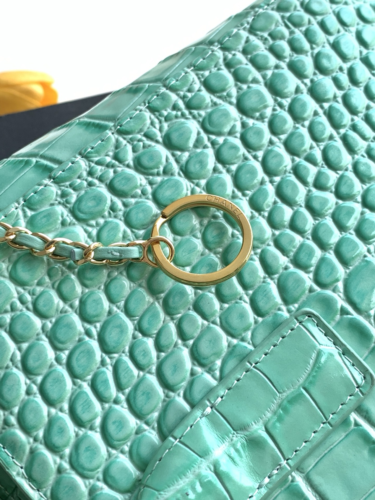 [Chanel] 샤넬 26S Cerf 서프 백 미디움 토트백 (그린) 가방