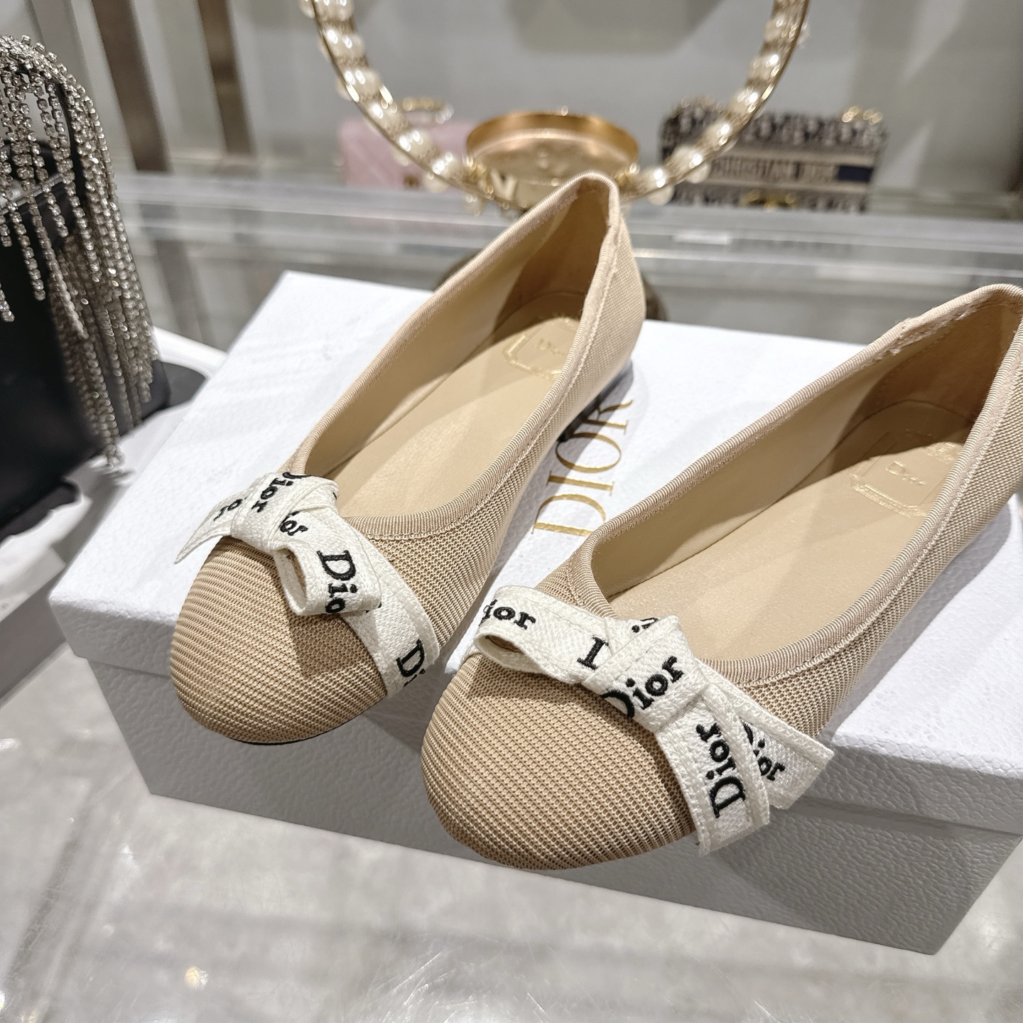 디올(DIOR) 리본 스트랩 메리제인 플랫슈즈 신발