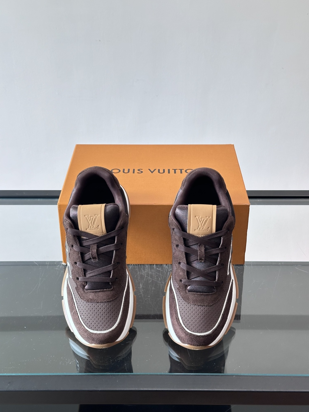 [Louis Vuitton] LV 루이비통 클래식 스웨이드 믹스 스니커즈 신발