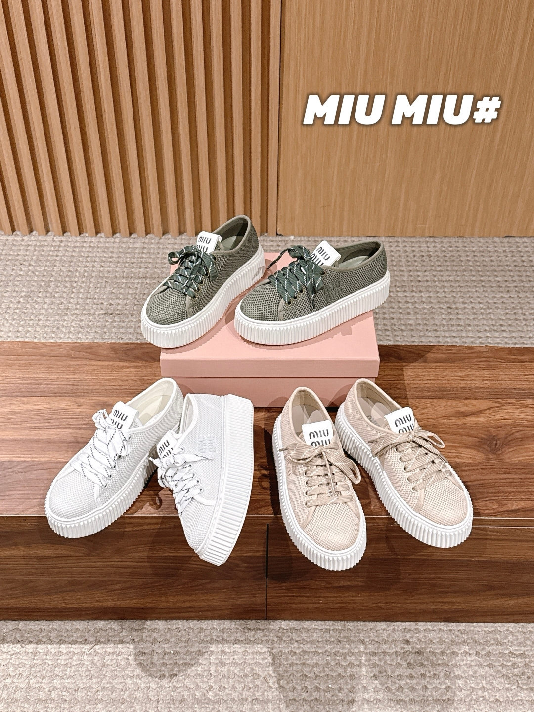 미우미우(MIU MIU) 플랫폼 캔버스 스니커즈 신발