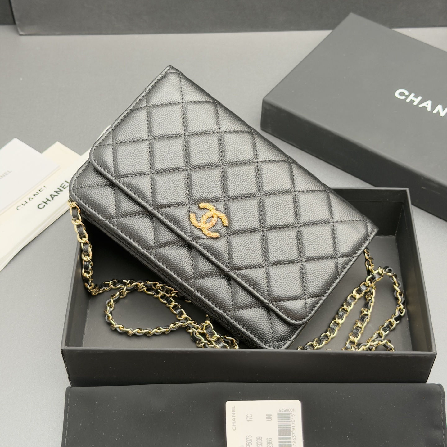 [Chanel] 샤넬 26SS 캐비어 멀티 젬스톤 체인 아코디언 플랩백 (WOC) 가방