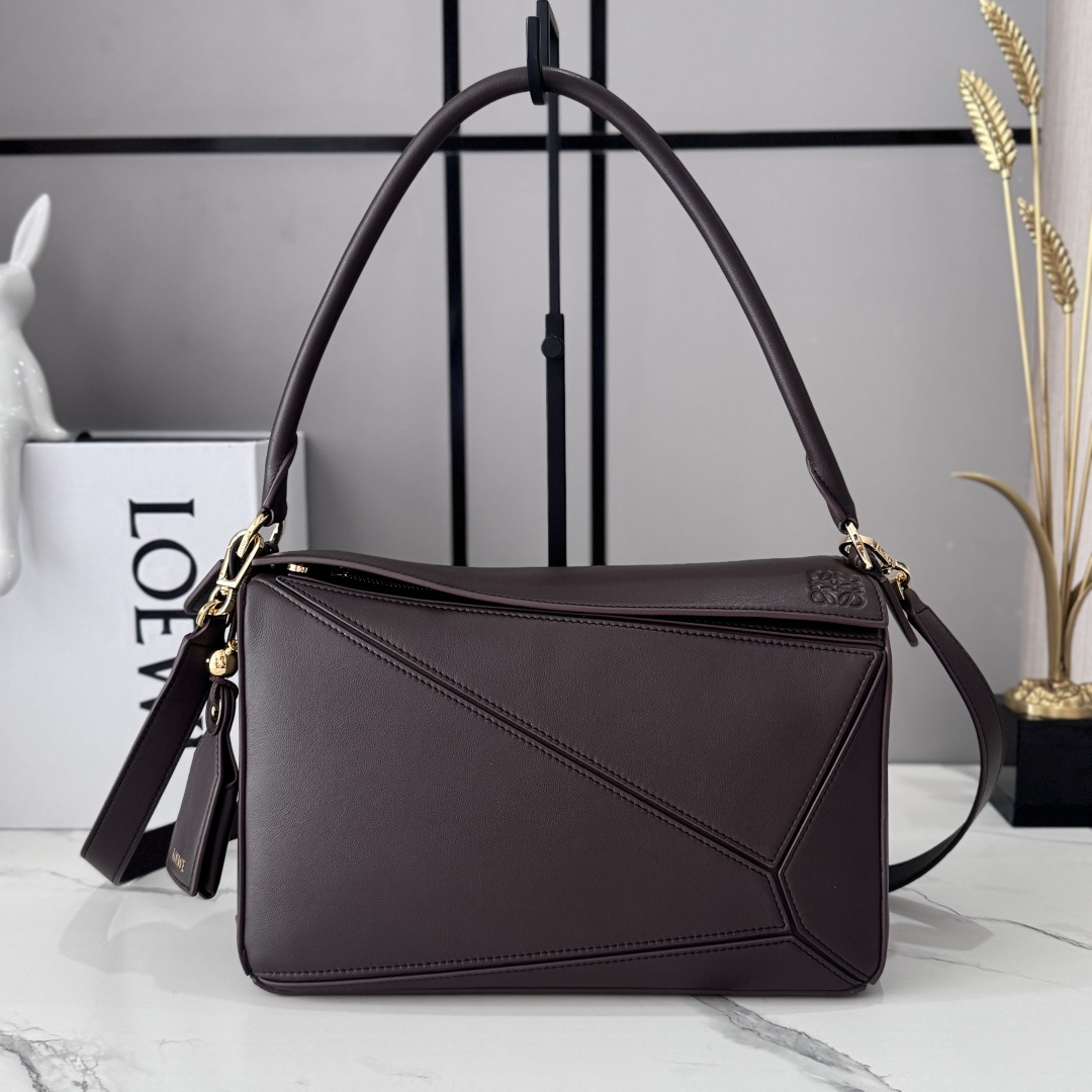 Loewe 로에베 페더라이트(Featherlight Puzzle) 퍼즐 미디엄 핸드백 가방