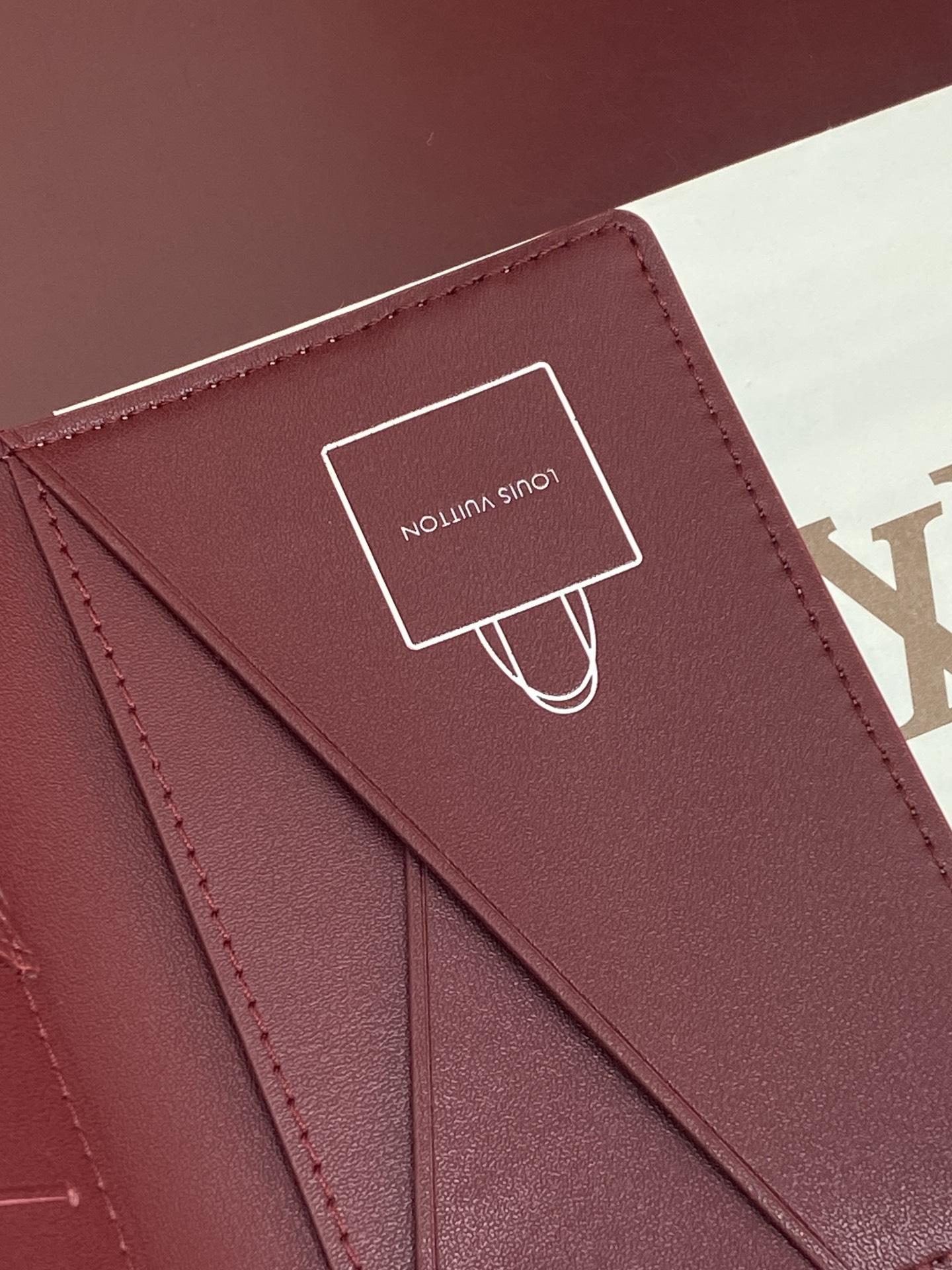 [Louis Vuitton] LV 루이비통 쇼퍼백 모티브 포켓 월렛 지갑 M2A445
