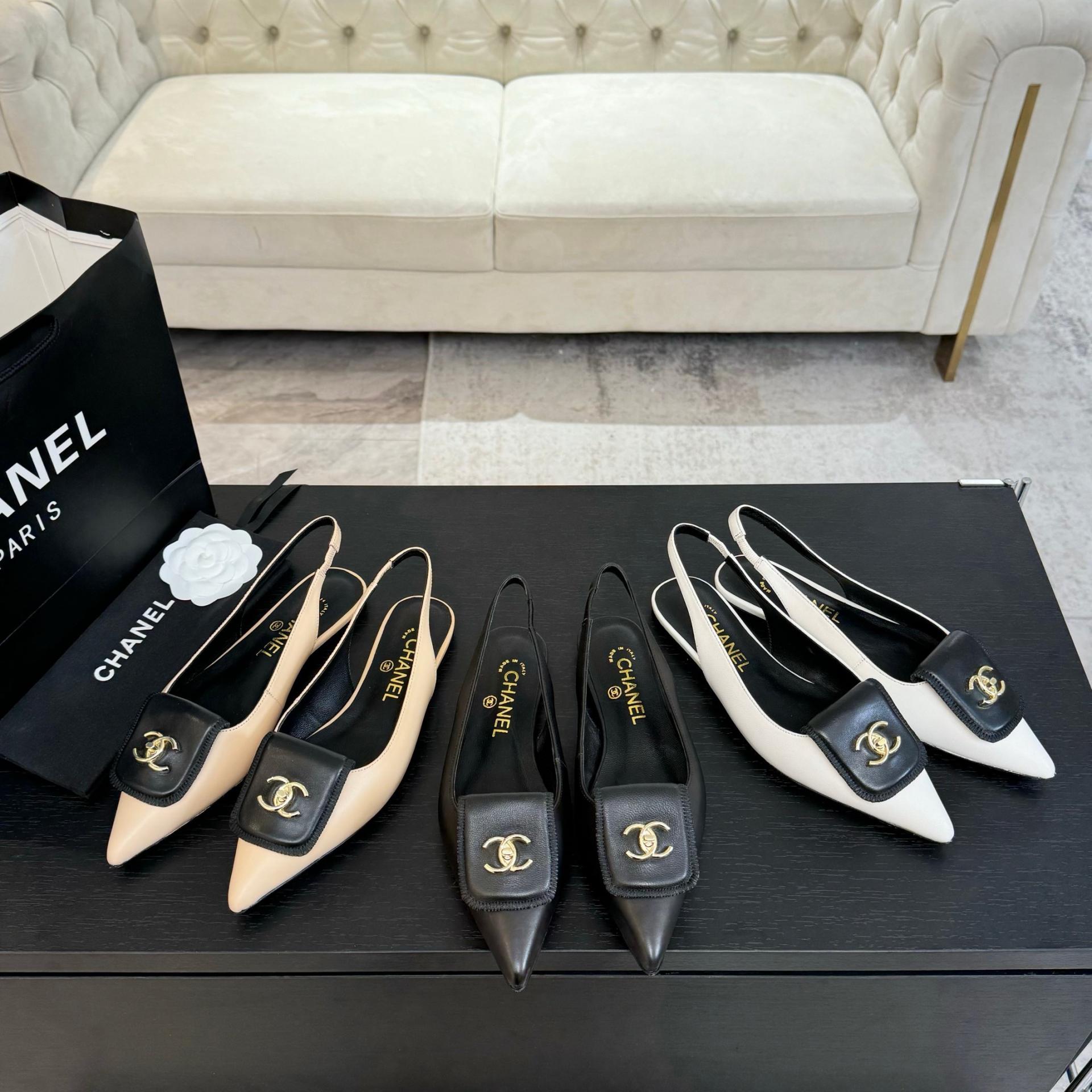 샤넬(CHANEL) 포인티드 슬링백 샌들 신발