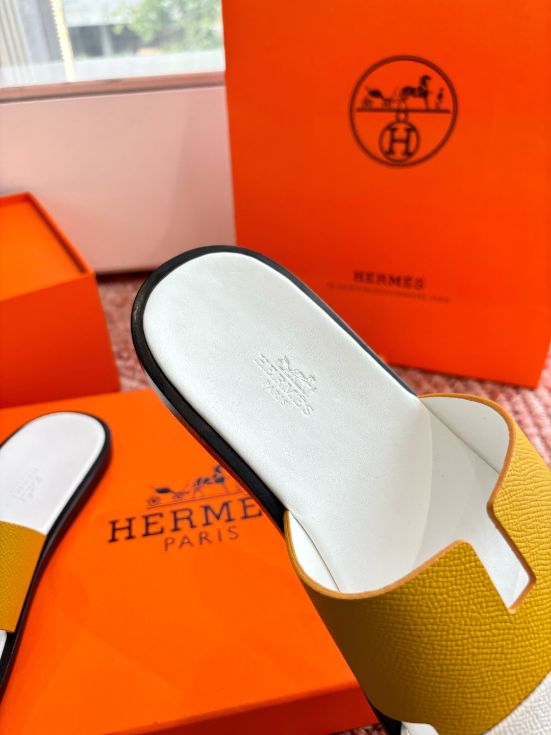 에르메스(HERMES) H 스트랩 슬리퍼 샌들 신발