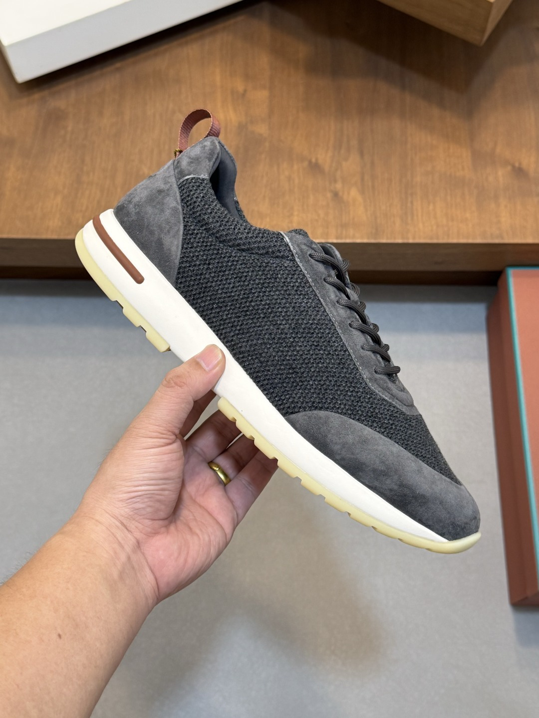 [Loro Piana] LP 로로 피아나 워크 앤 워크 / 시티 워크 스니커즈 신발