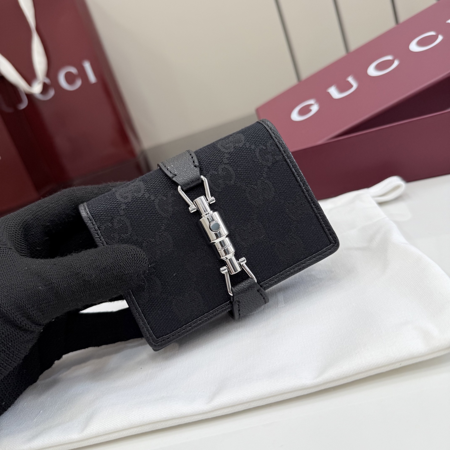[Gucci] 구찌 26SS Jackie 재키 1961 GG 캔버스 중지갑