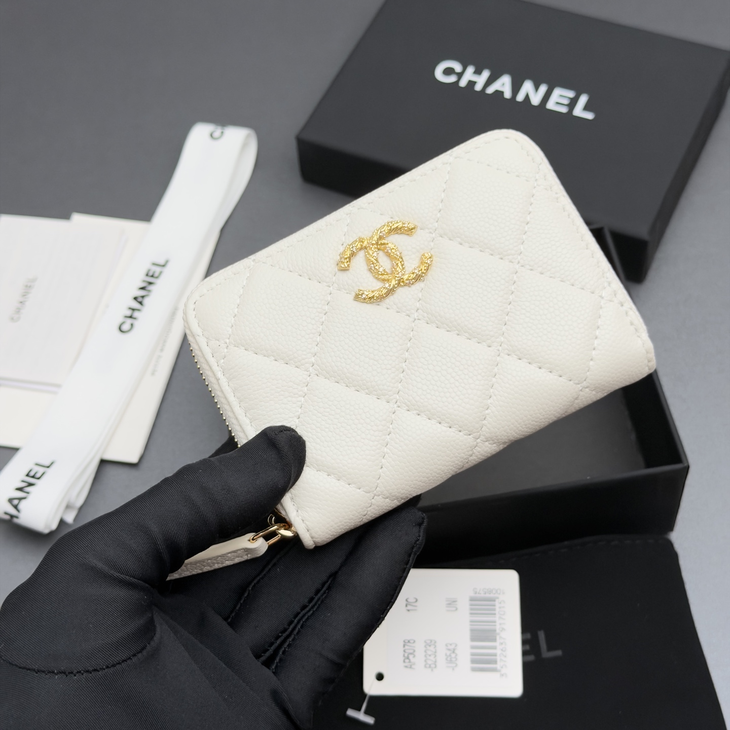 [Chanel] 샤넬 26SS 캐비어 멀티 젬스톤 미니 지퍼 코인 퍼스 지갑