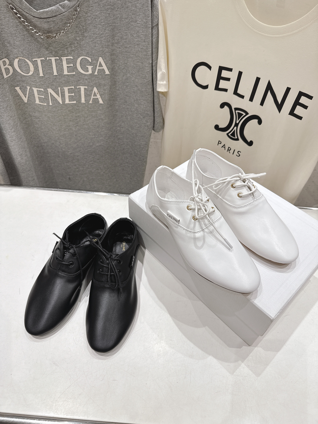 셀린느(CELINE) 메리제인 브로그 로퍼 신발