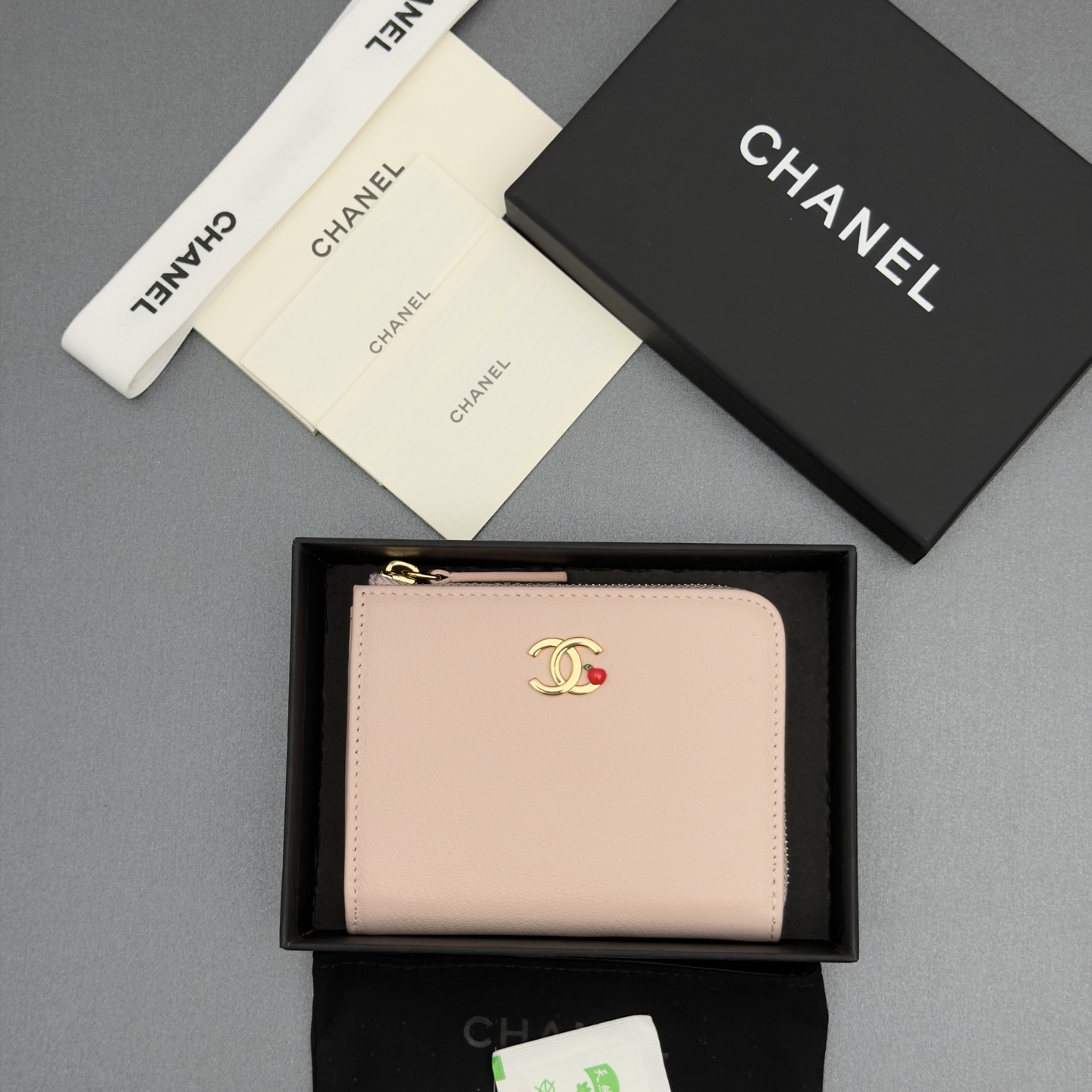 [Chanel] 샤넬 메탈 로고 L자 지퍼 미니 지갑