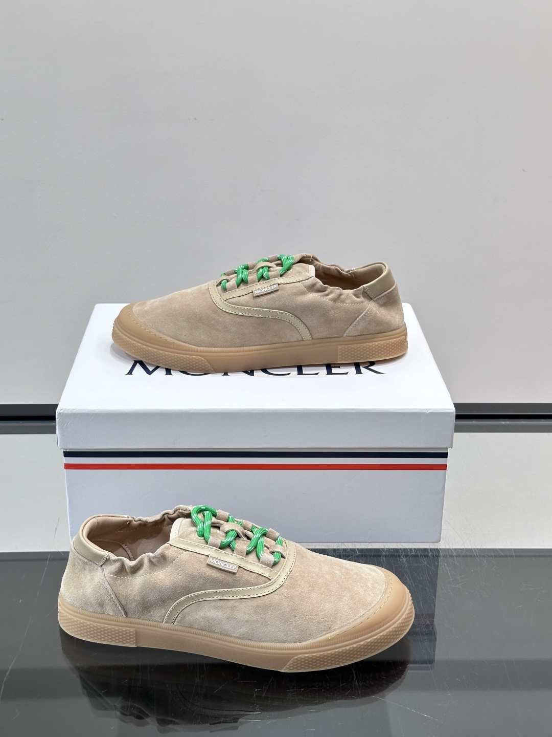 [Moncler] 몽클레르 몽클레어 베라(Vera) 남성 로우탑 스니커즈 / 슬립온 신발