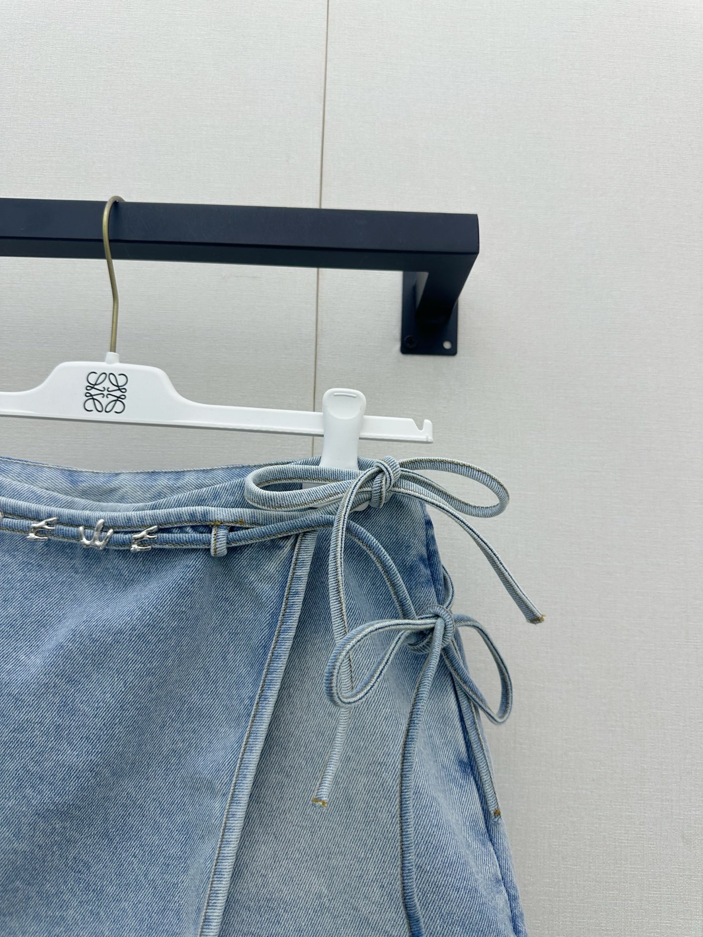 로에베(LOEWE) 비대칭 데님 스커트 팬츠 의류