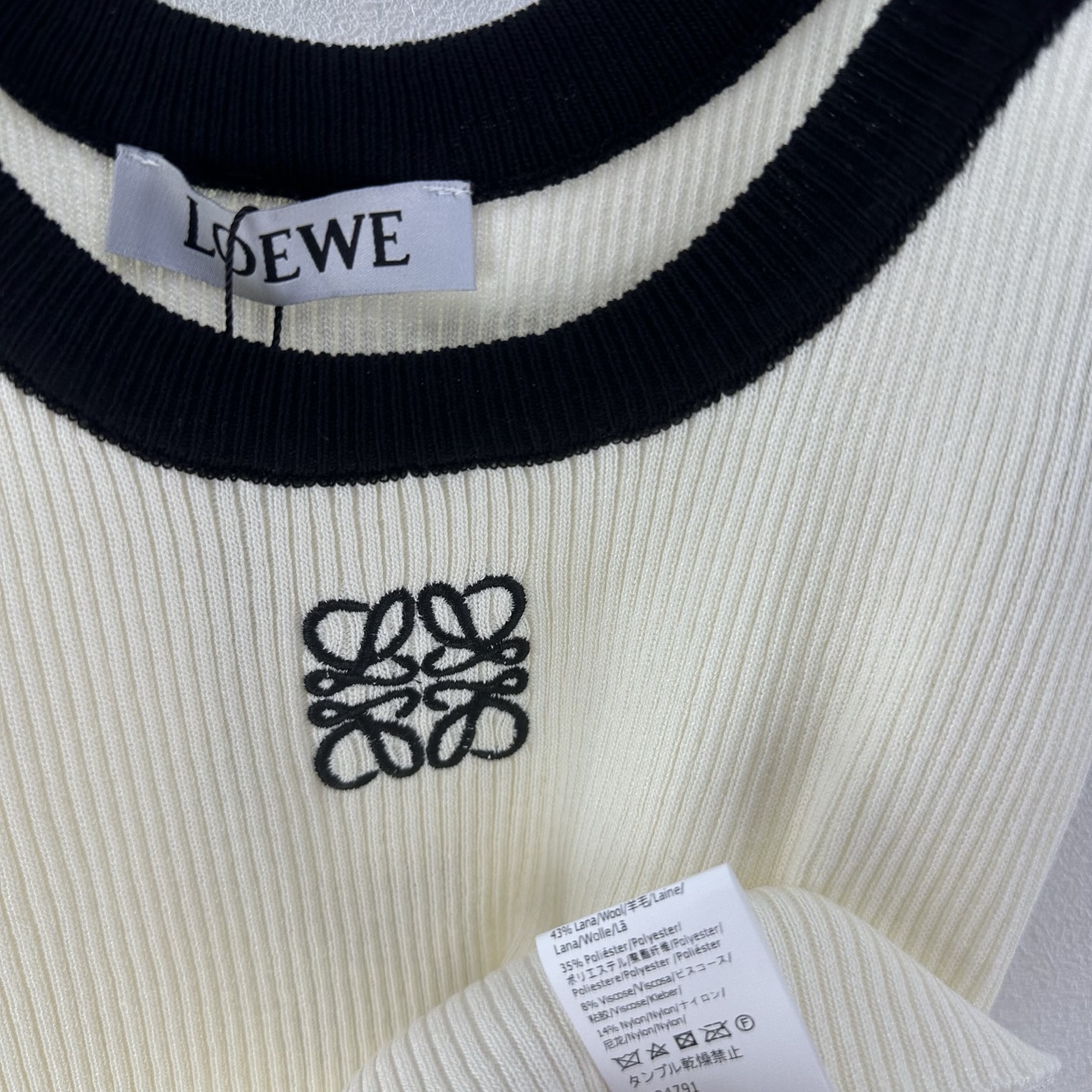 [Loewe] 로에베 배색 니트 민소매 나시 탑 상의 의류
