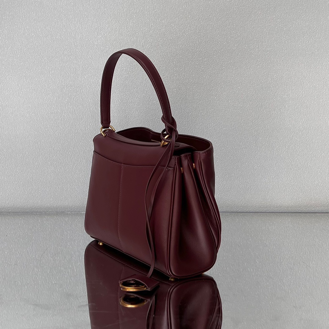 BALENCIAGA 발렌시아가 Rodeo 로데오 스몰 핸드백 (앙코라 레드 / 골드 하드웨어) 가방